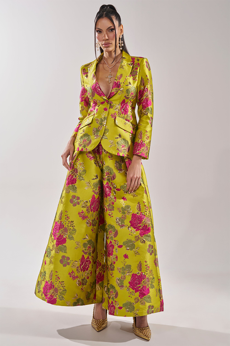 Floral statement outfit inspiration